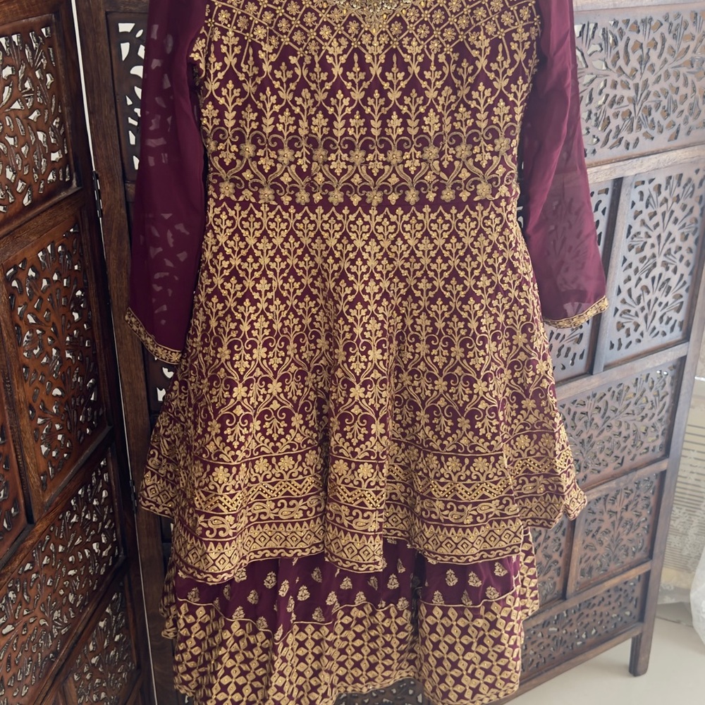 Brand New Designer Heavy Embroidered Maroon And Gold Aditi Rao Hayadari Lehenga View 3